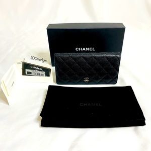 Chanel Quilted Caviar Yen Wallet Black/Burgundy
